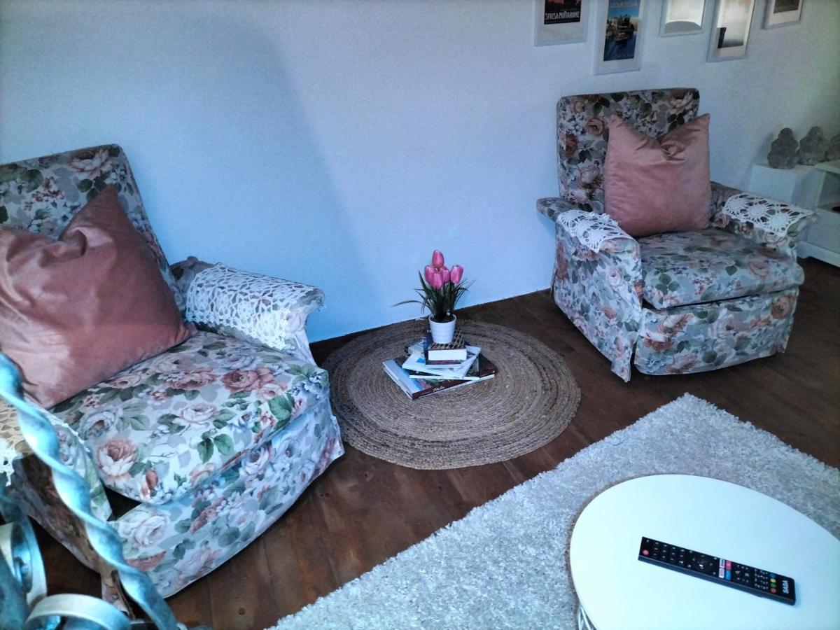 Casa Varenne Stropino Esterno foto